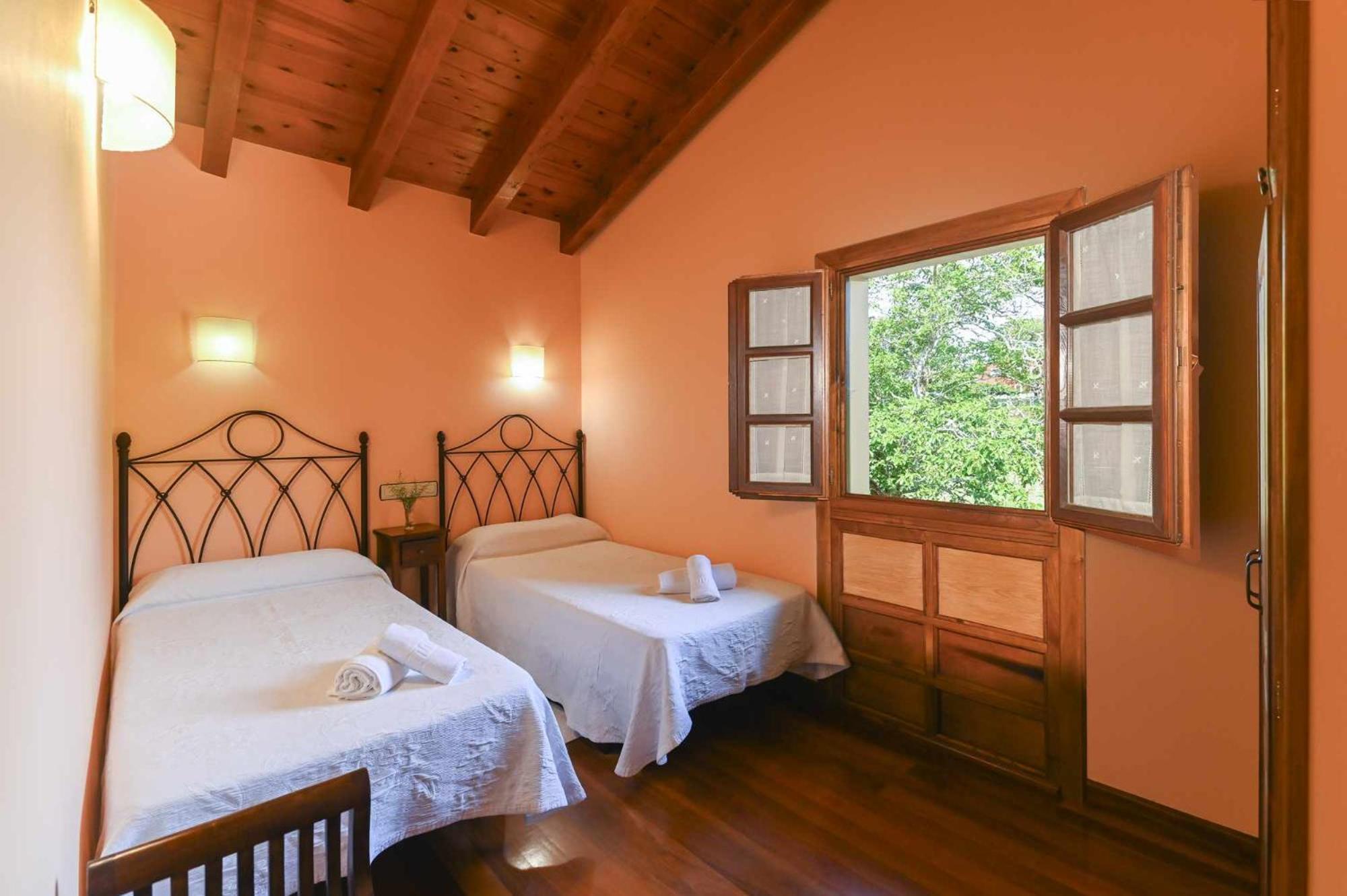Picones  Apartamentos Rurales El Cuetu מראה חיצוני תמונה